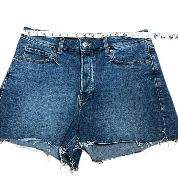 Old Navy Women’s Sky Hi A-Line Button Fly Cut Off Jean Shorts, Size 12 - Picture 5 of 8